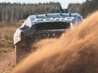 Ford Performance és a 2025-ös Dakar rally: új fejezet a motorsportban
